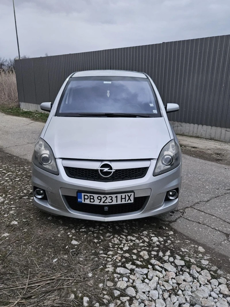 Opel Zafira OPC, снимка 11 - Автомобили и джипове - 48000898