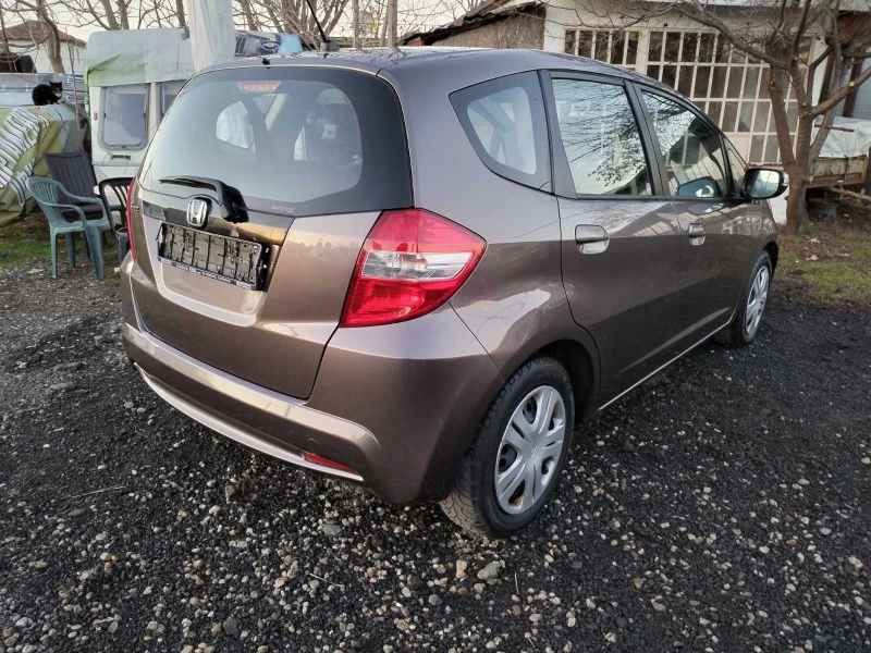 Honda Jazz 1.4i, снимка 4 - Автомобили и джипове - 47107714