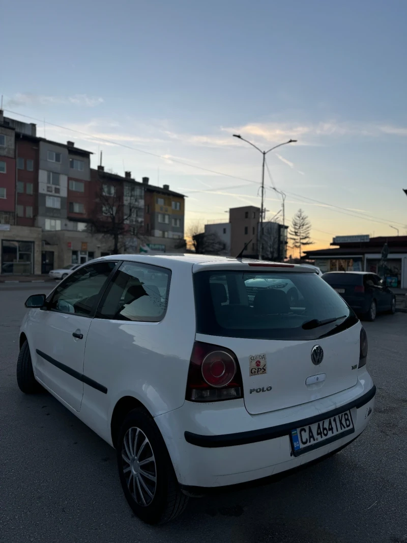 VW Polo, снимка 4 - Автомобили и джипове - 48144395