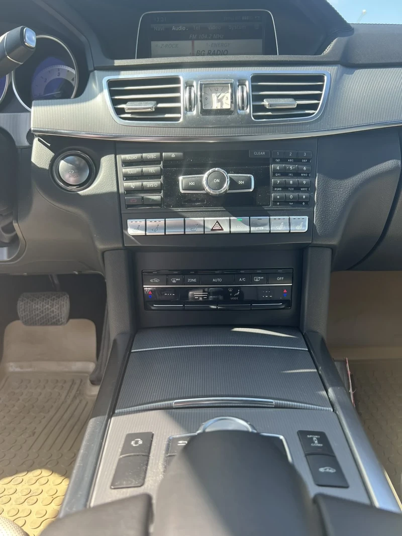 Mercedes-Benz E 250 W212 facelift, снимка 6 - Автомобили и джипове - 48309337