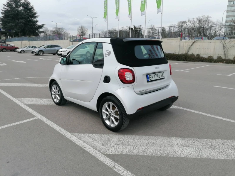 Smart Fortwo EQ-CABRIO, снимка 4 - Автомобили и джипове - 49097081