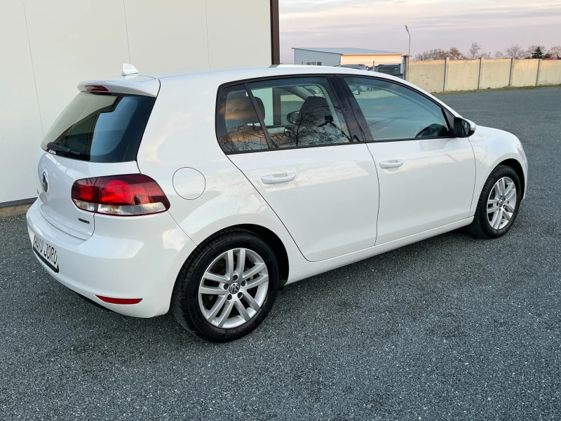 VW Golf 1.6i-Газов Инжекцион, снимка 5 - Автомобили и джипове - 49559323