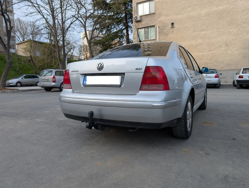 VW Bora 2.0i LPG, снимка 5 - Автомобили и джипове - 49598341