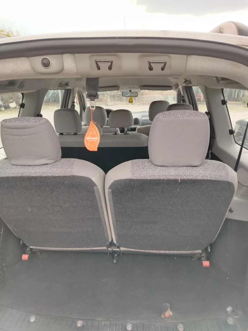 Dacia Logan 1.6i 105hp 6+ 1, снимка 6 - Автомобили и джипове - 52054100