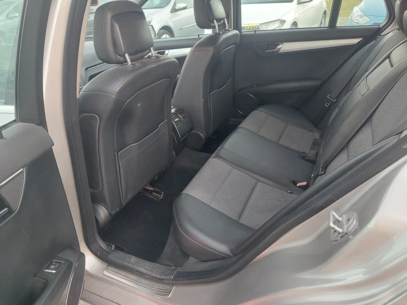 Mercedes-Benz C 220 CDI, снимка 9 - Автомобили и джипове - 52187455