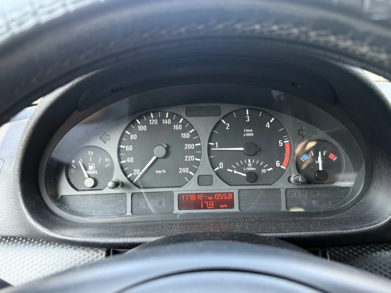 BMW 320 E46 2.0D, снимка 8 - Автомобили и джипове - 52265930