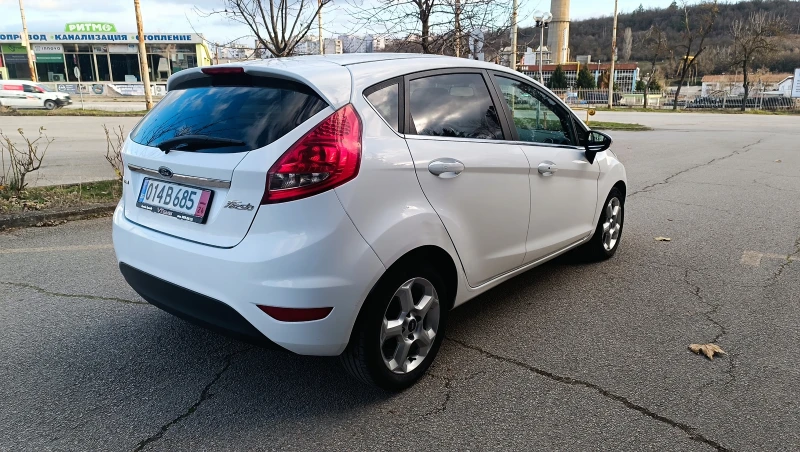Ford Fiesta 1.4TDCi Titanium, снимка 5 - Автомобили и джипове - 52991663