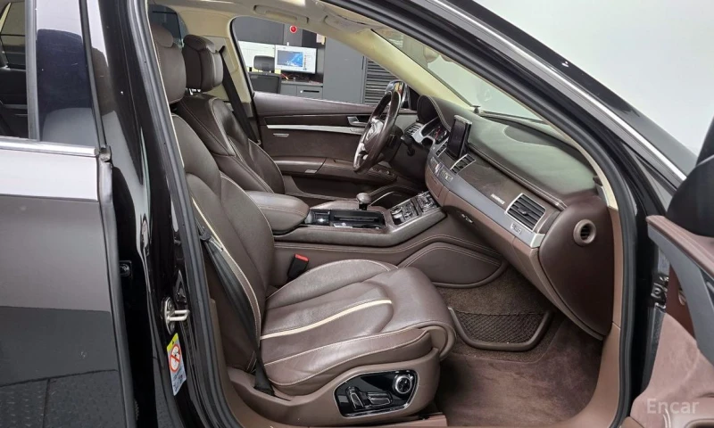 Audi A8, снимка 10 - Автомобили и джипове - 53044375