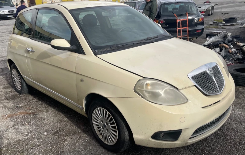 Lancia Ypsilon 1.3 m - jet