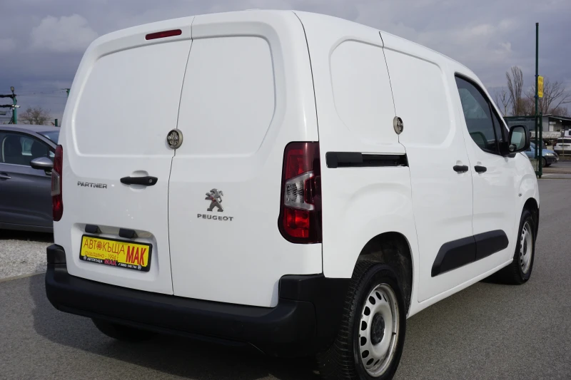 Peugeot Partner 1.5/131к.с/Навигация/ПЕРФЕКТНО СЪСТОЯНИЕ , снимка 8 - Автомобили и джипове - 53414306