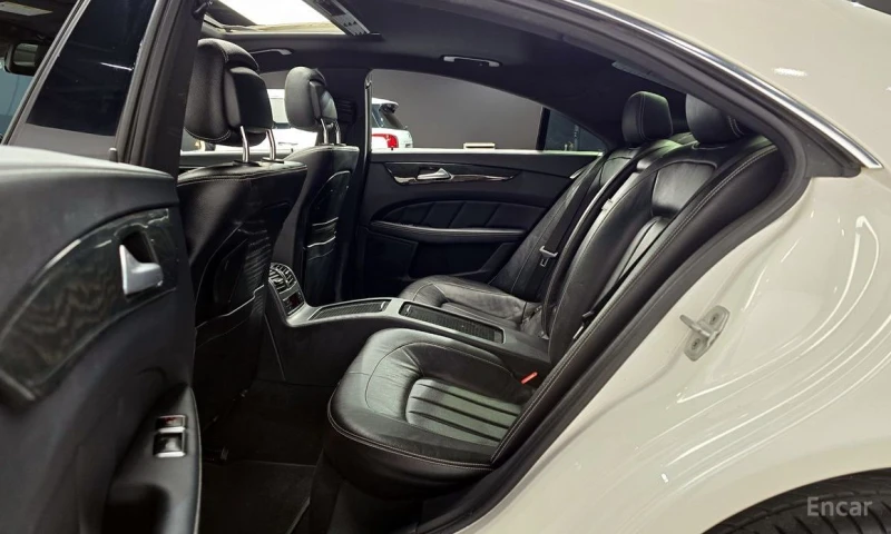 Mercedes-Benz CLS 400, снимка 12 - Автомобили и джипове - 53416586
