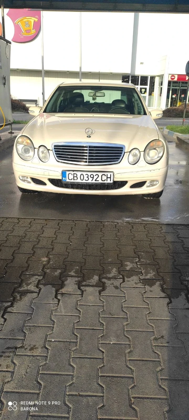 Mercedes-Benz E 200, снимка 1 - Автомобили и джипове - 47831222