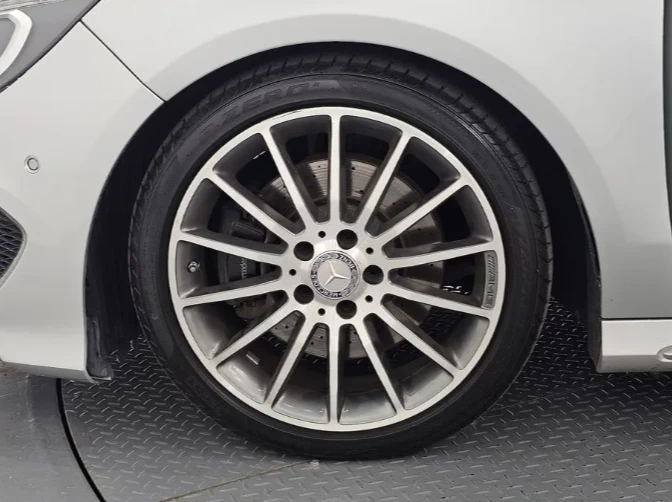 Mercedes-Benz CLA 250 4MATIC - изображение 5