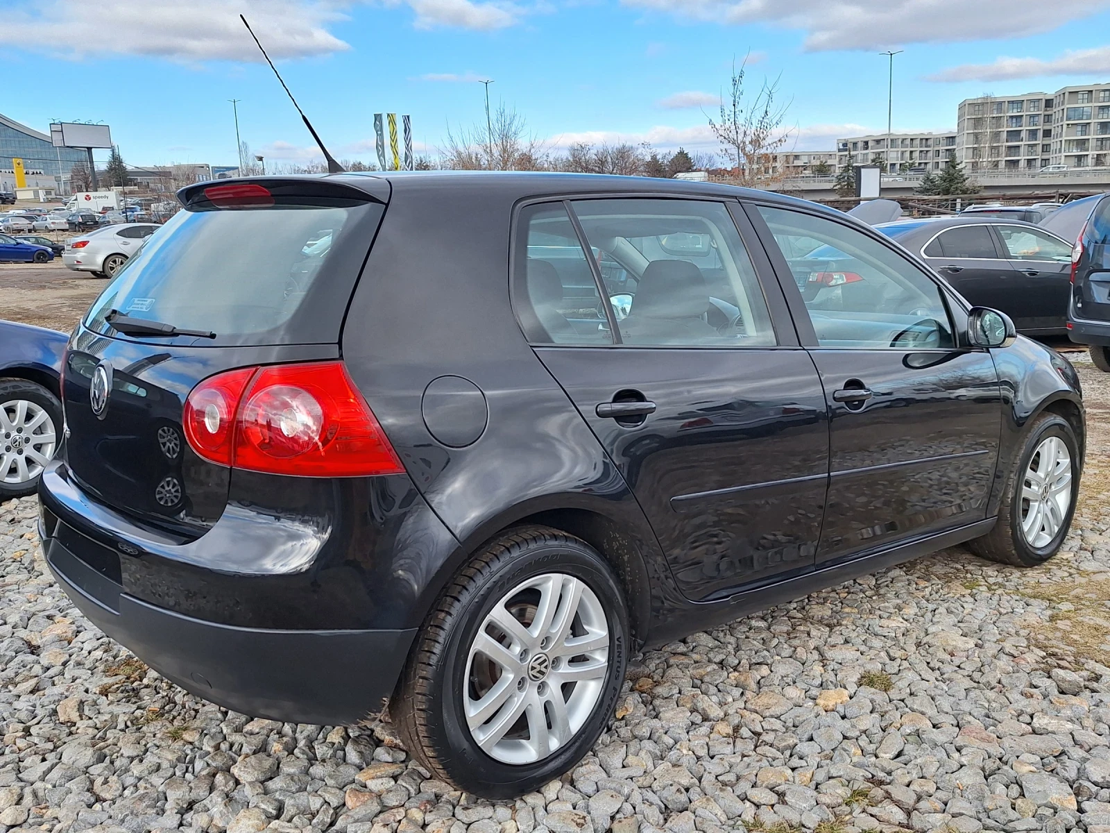 VW Golf 1.6i* 102kc* Euro 4 - изображение 4