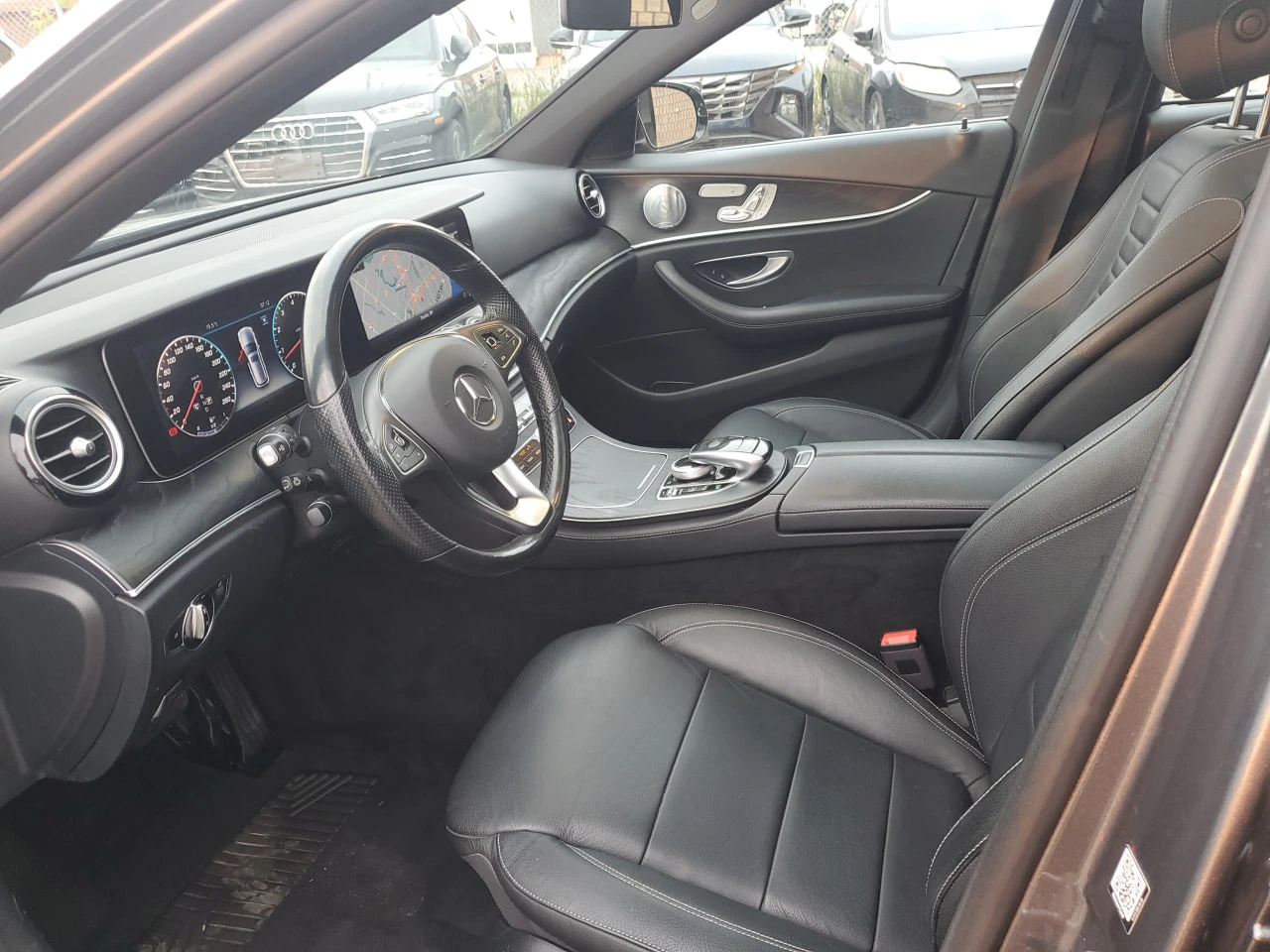 Mercedes-Benz E 400 2018 4MATIC * АВТО КРЕДИТ* * ПЕРФЕКТНА*  - изображение 6