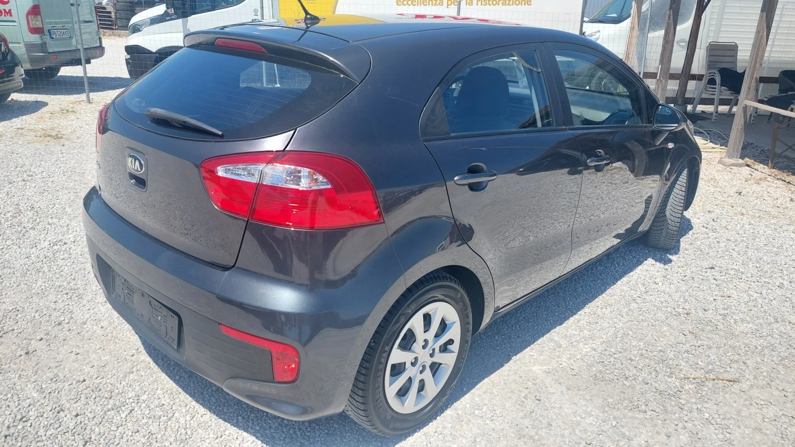 Kia Rio 1.3i FACE - изображение 7