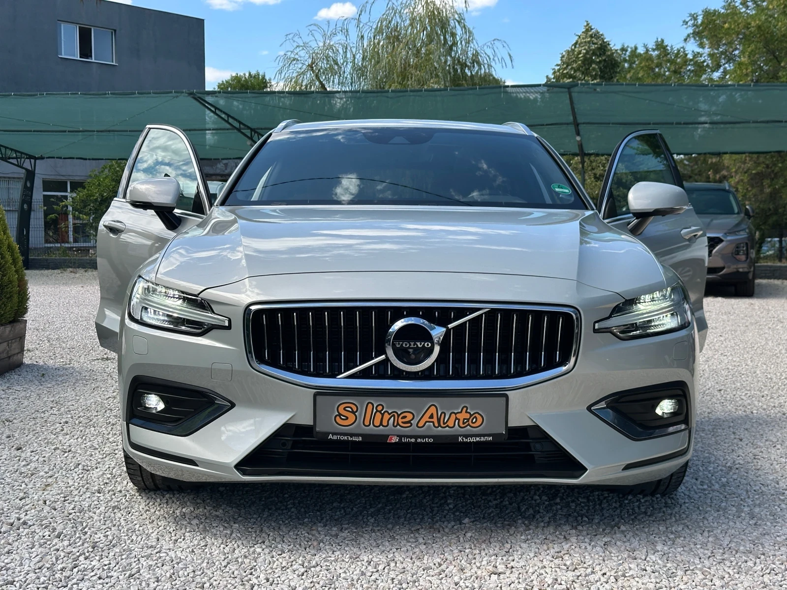Volvo V60 D4 Inscription* 360-Камера* Панорама*  - изображение 2