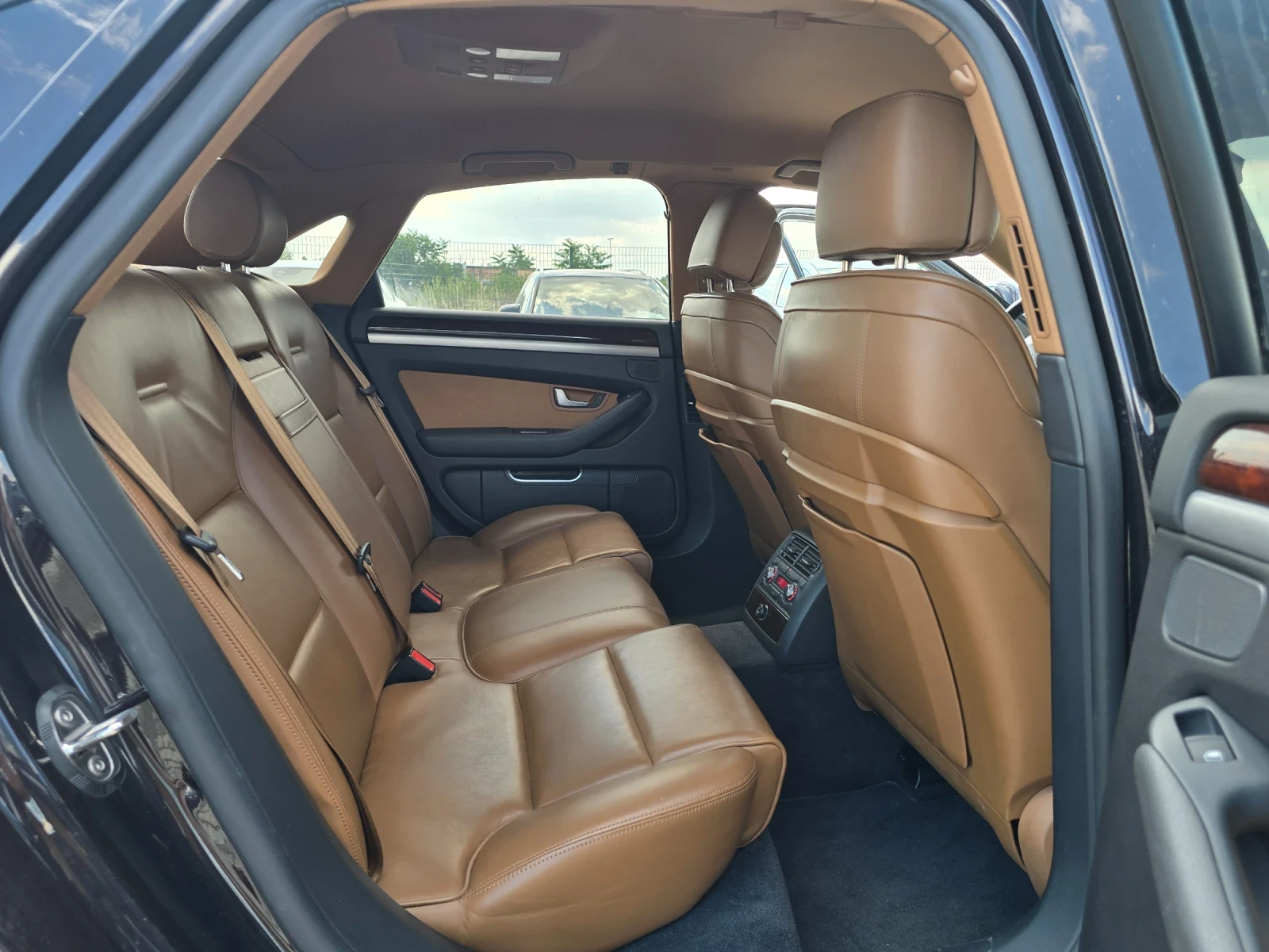 Audi A8 4.2i 350    | Mobile.bg   14