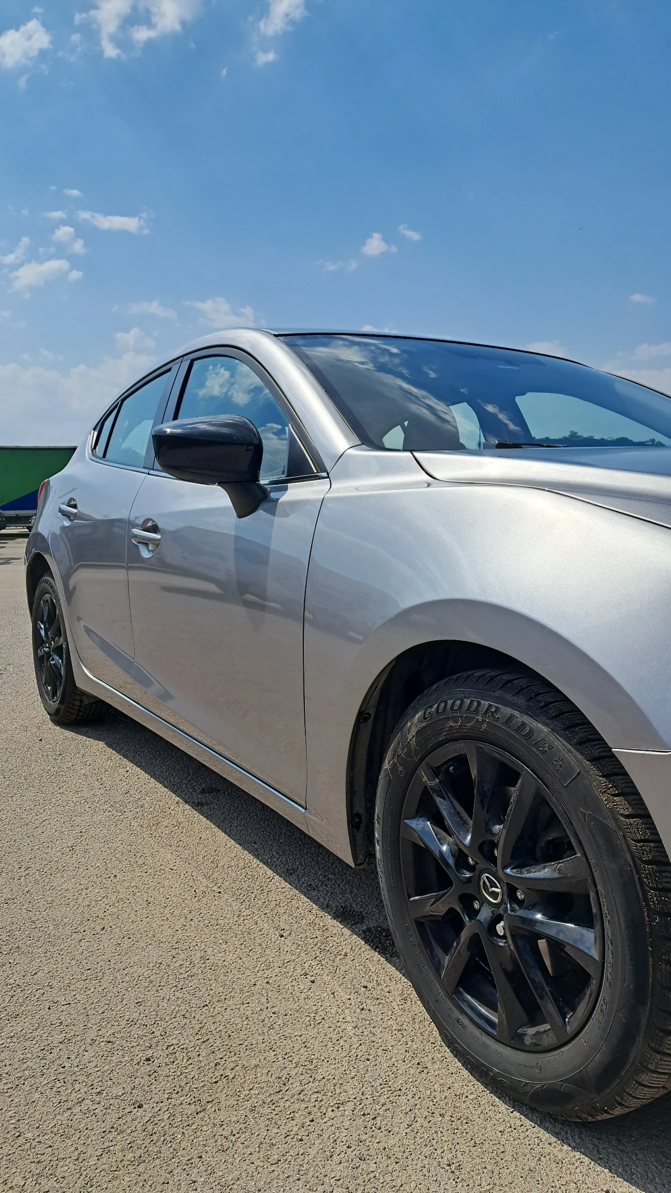 Mazda 3 2.0i - изображение 5