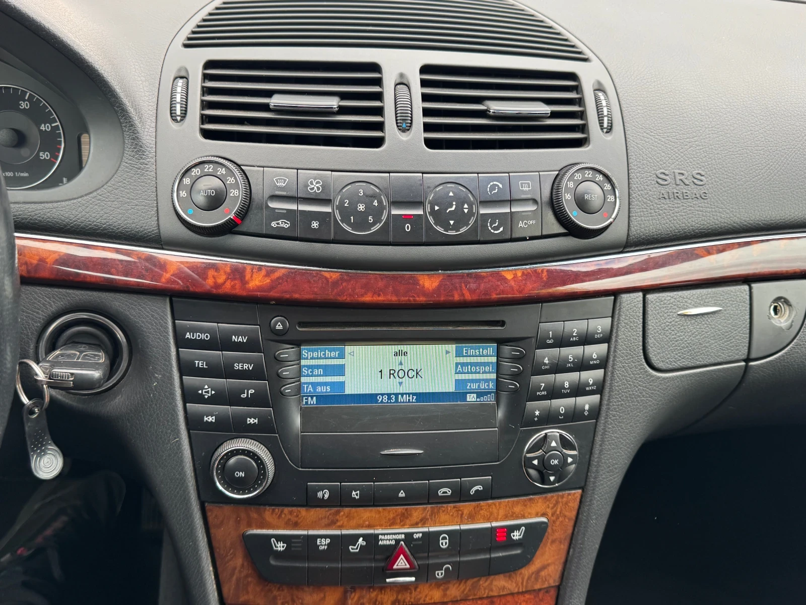 Mercedes-Benz E 270 | Mobile.bg   7