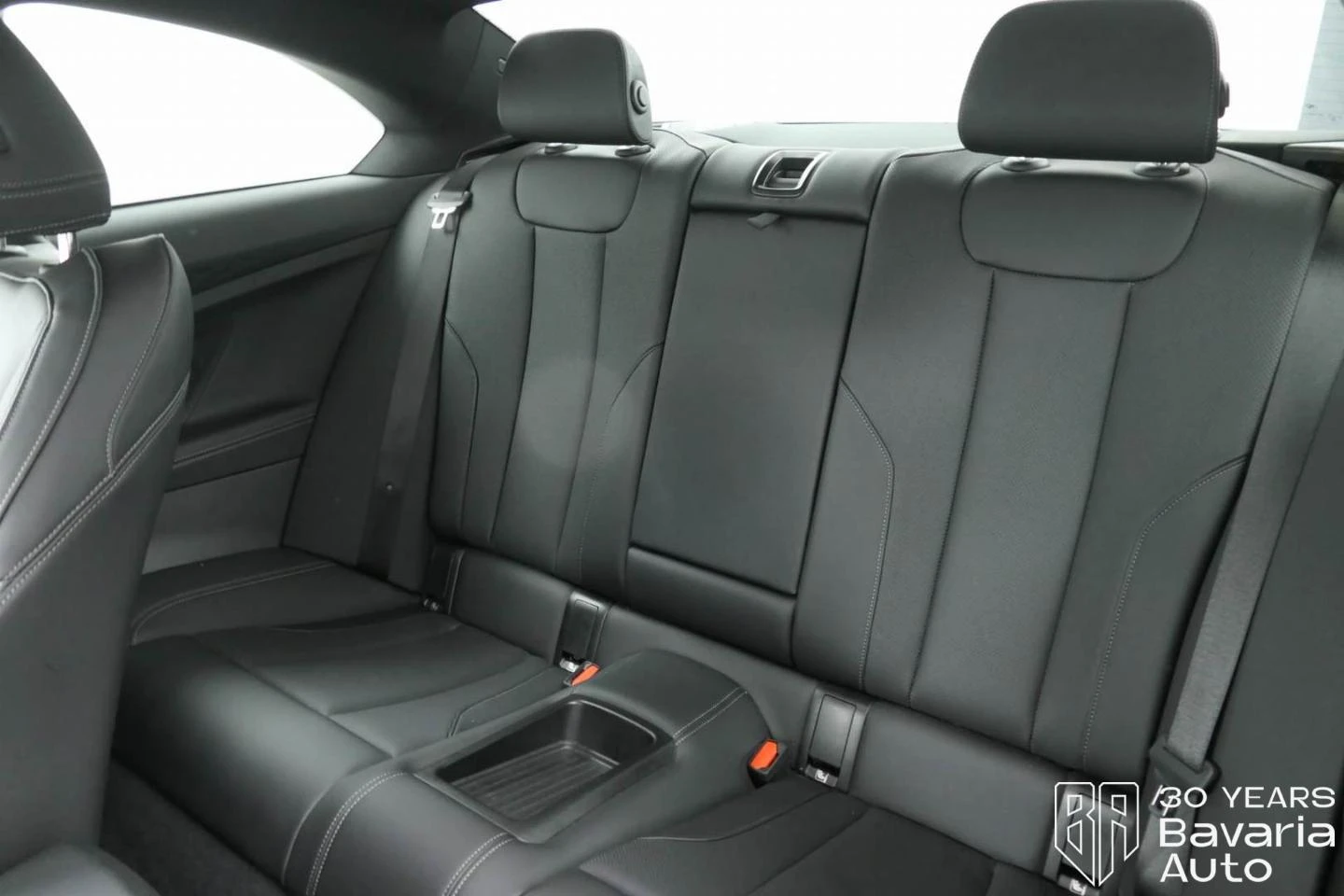 BMW 230 i Coupe M Sport Paket Sportautomatic - изображение 8