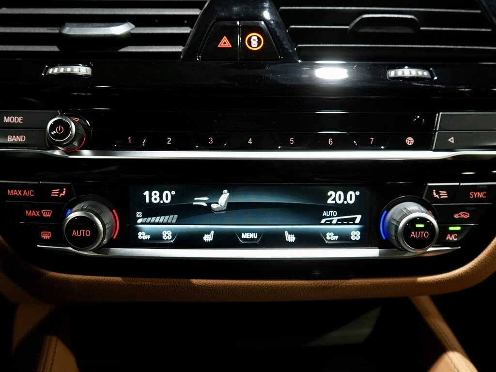 BMW 550 xDrive* AWD* ����������* (���� �� ��) | Mobile.bg � ����������� 14