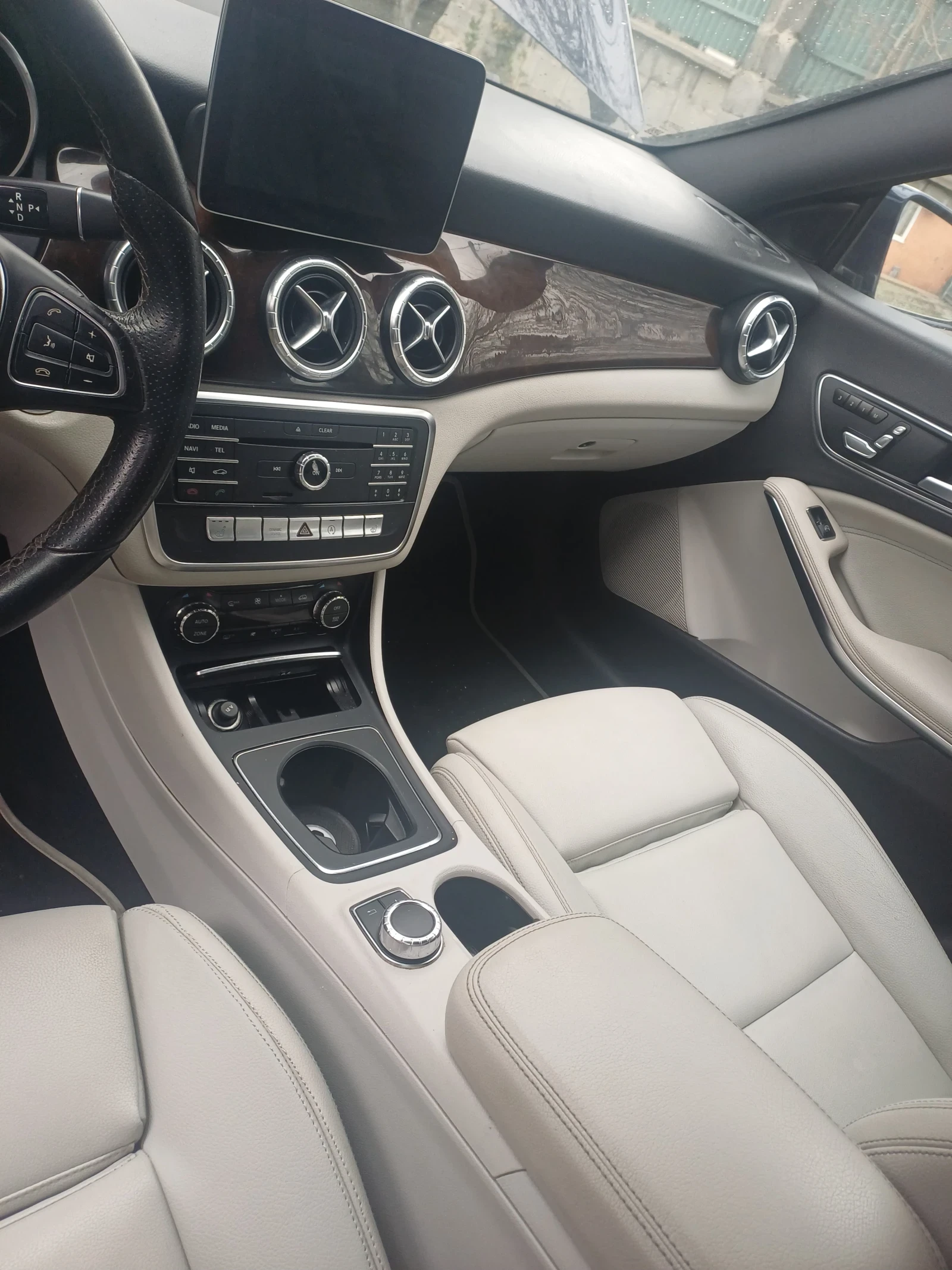 Mercedes-Benz CLA 250 2.5 benzin - изображение 2