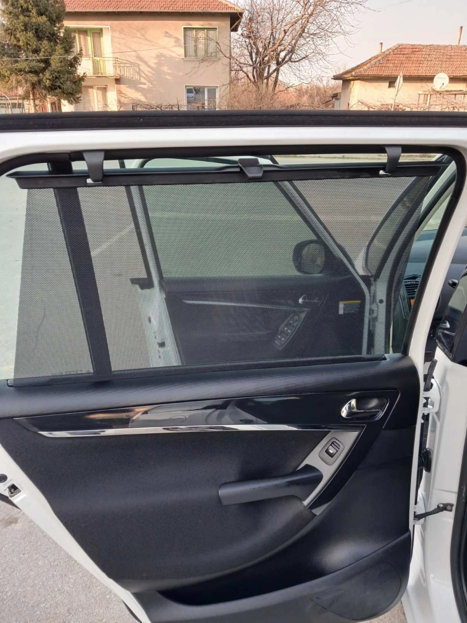 Citroen C4 Picasso Top. Facelift.Full Xtra.LED 1.6HDI 7места, снимка 10 - Автомобили и джипове - 53866035