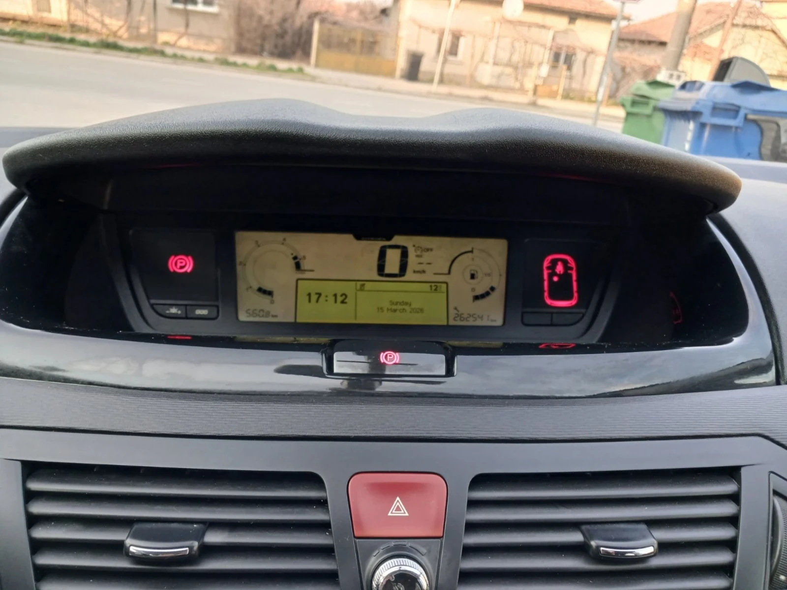 Citroen C4 Picasso Top. Facelift.Full Xtra.LED 1.6HDI 7места, снимка 9 - Автомобили и джипове - 53866035
