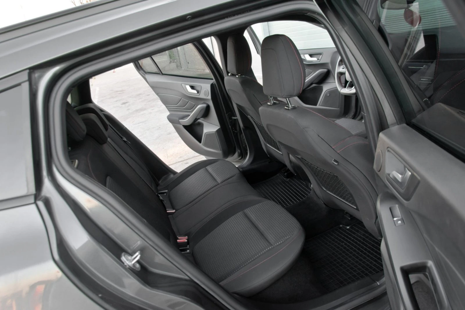 Ford Focus, снимка 17 - Автомобили и джипове - 53893933