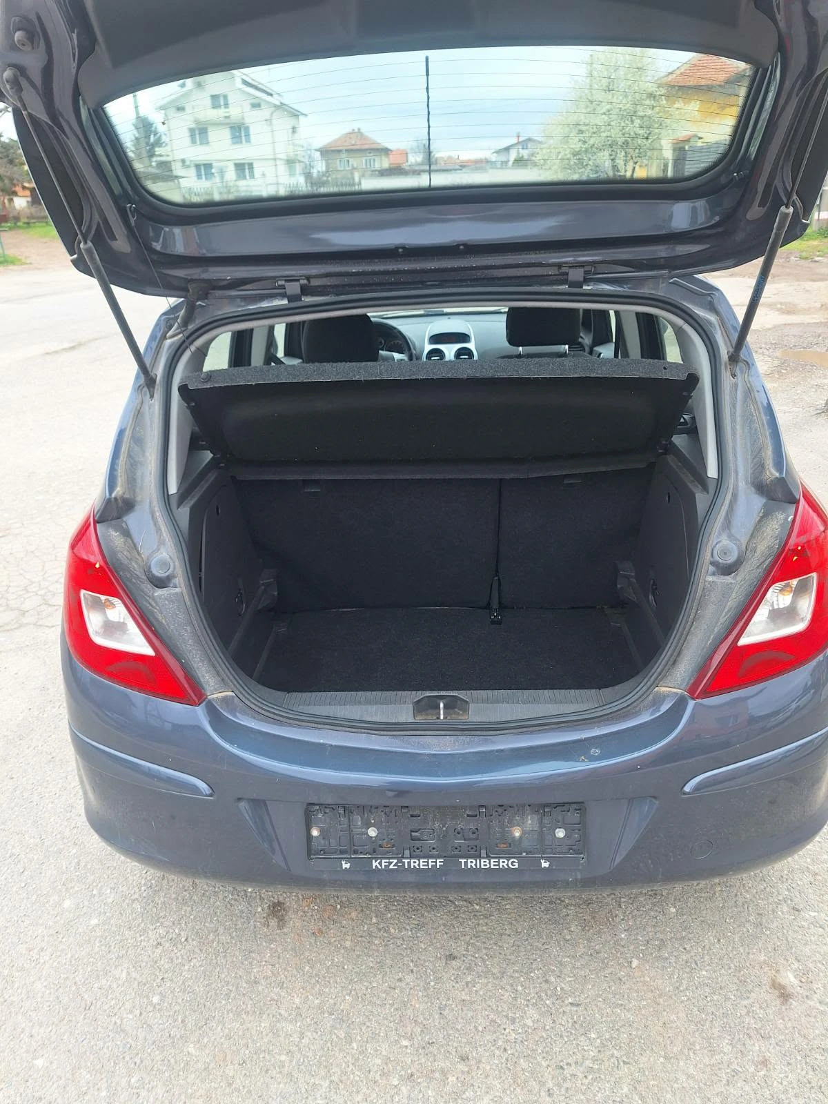 Opel Corsa 1.2i klima, снимка 6 - Автомобили и джипове - 54069089