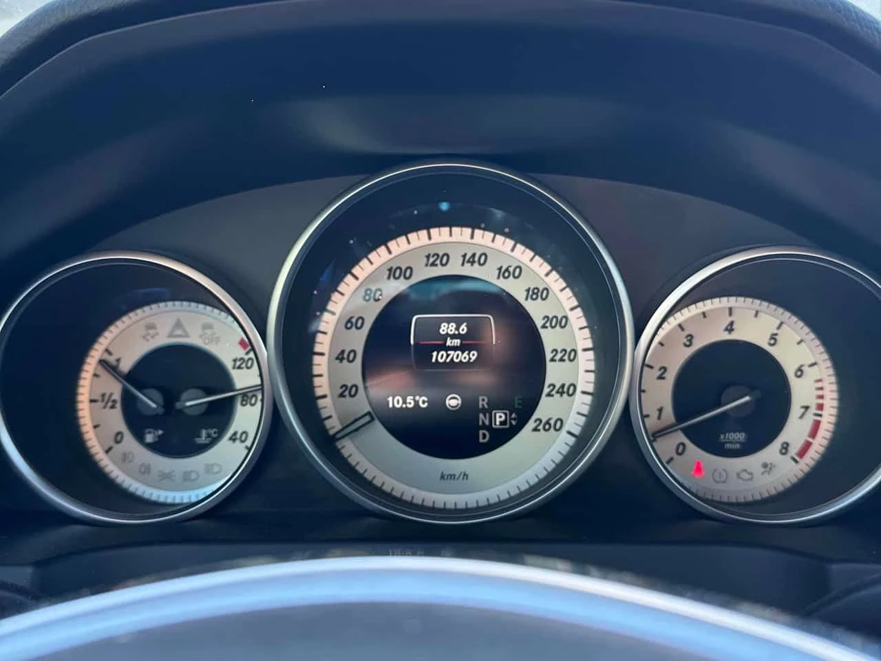 Mercedes-Benz E 400 * CARFAX * ��������� * 360 * H/K | Mobile.bg � ����������� 8