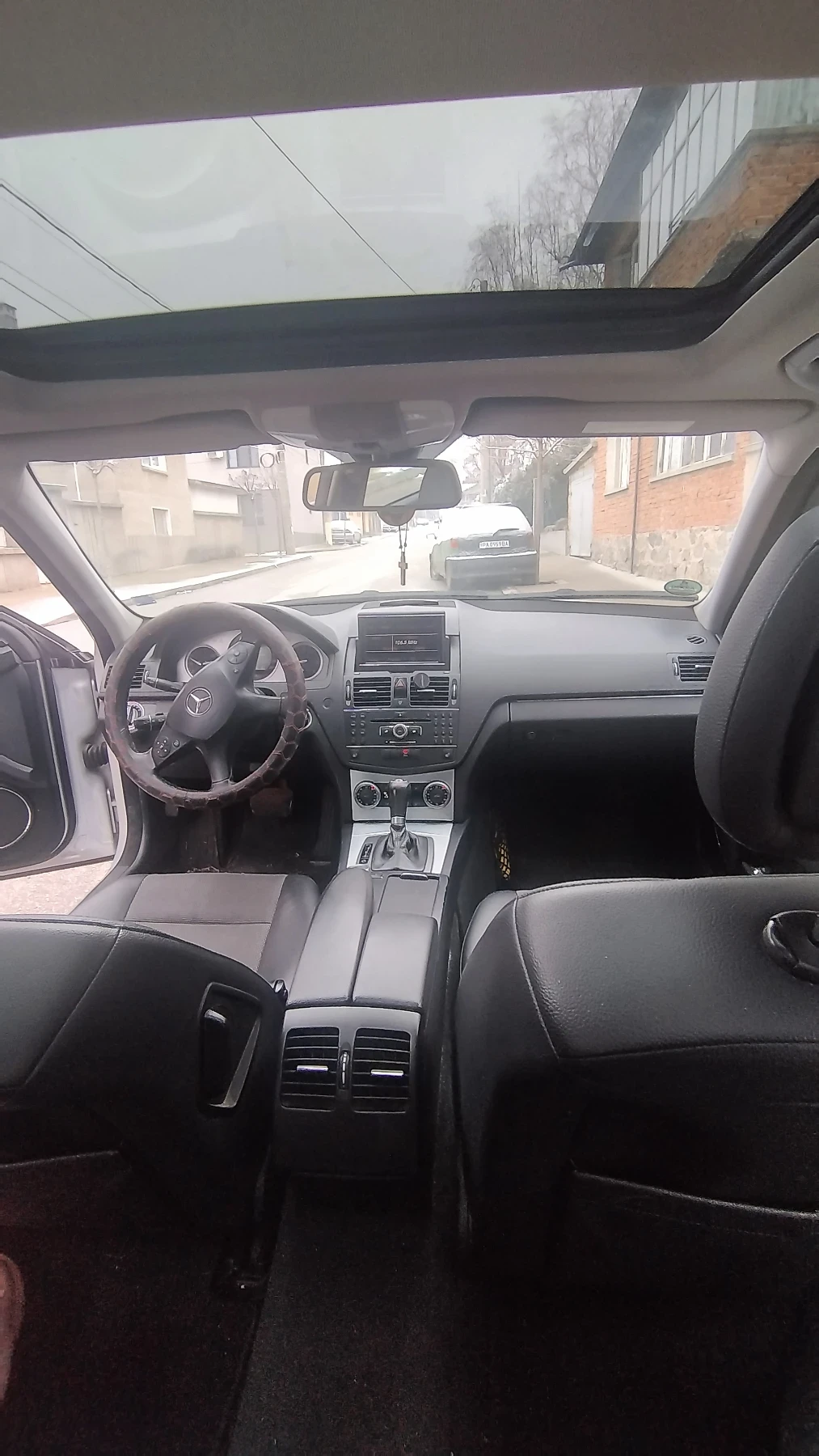 Mercedes-Benz C 220, снимка 3 - Автомобили и джипове - 54153636