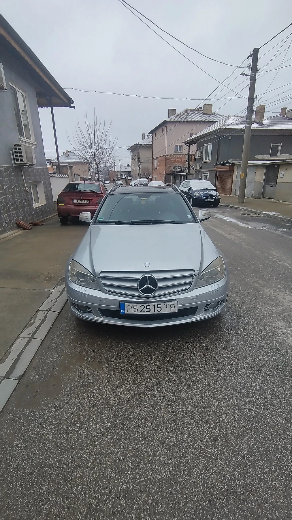 Mercedes-Benz C 220, снимка 6 - Автомобили и джипове - 54153636