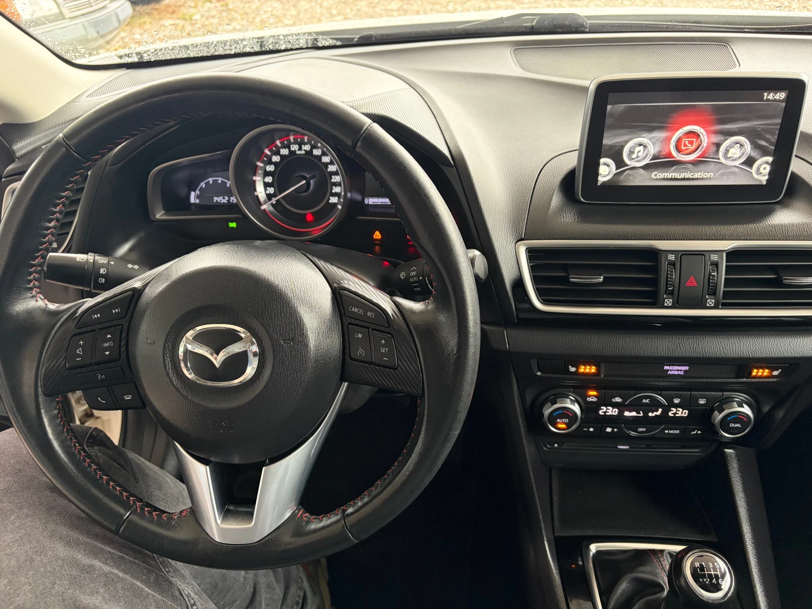 Mazda 3 1.5 D NAVI, снимка 3 - Автомобили и джипове - 54275617