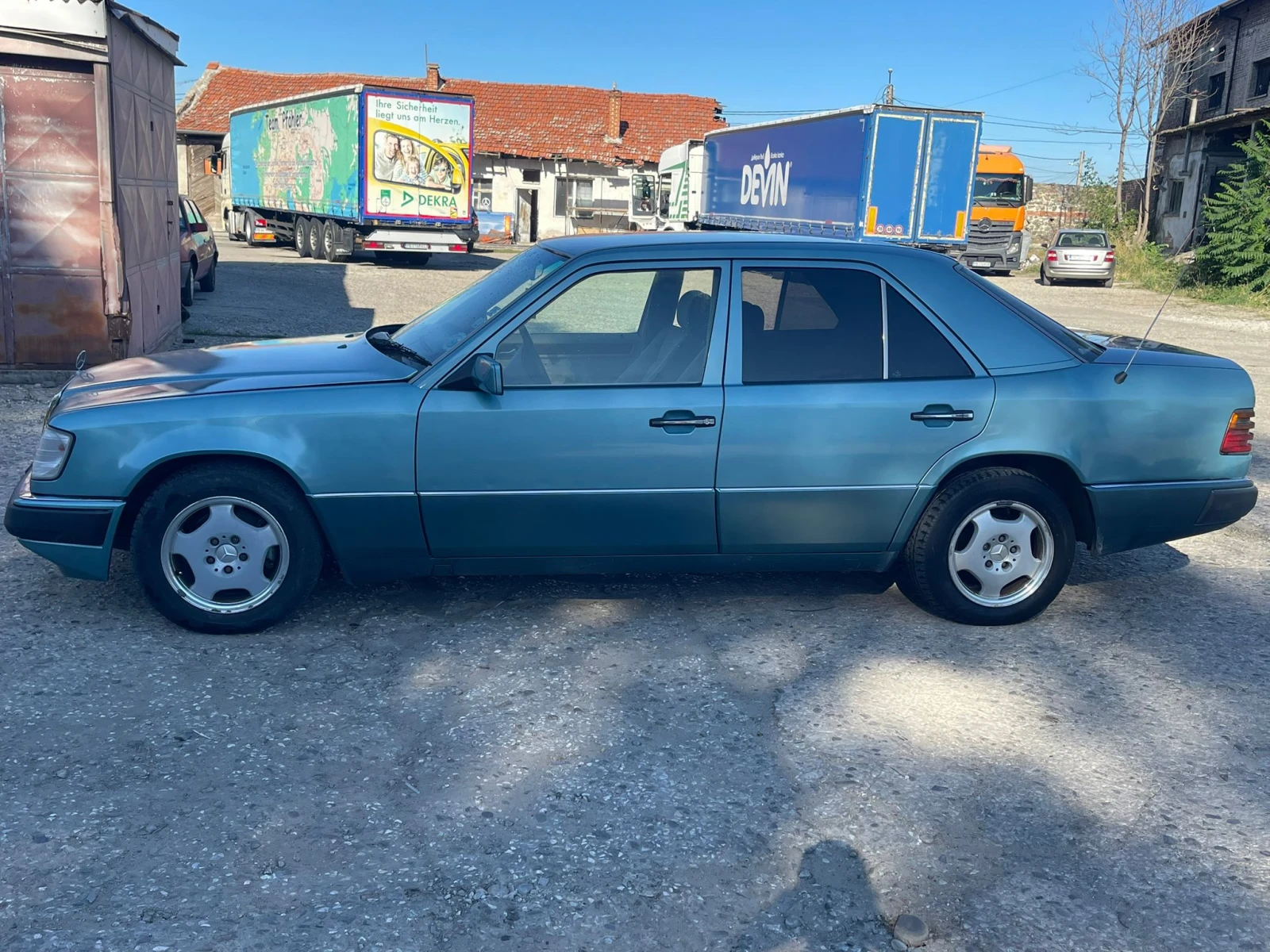 Mercedes-Benz 124, снимка 3 - Автомобили и джипове - 54773934