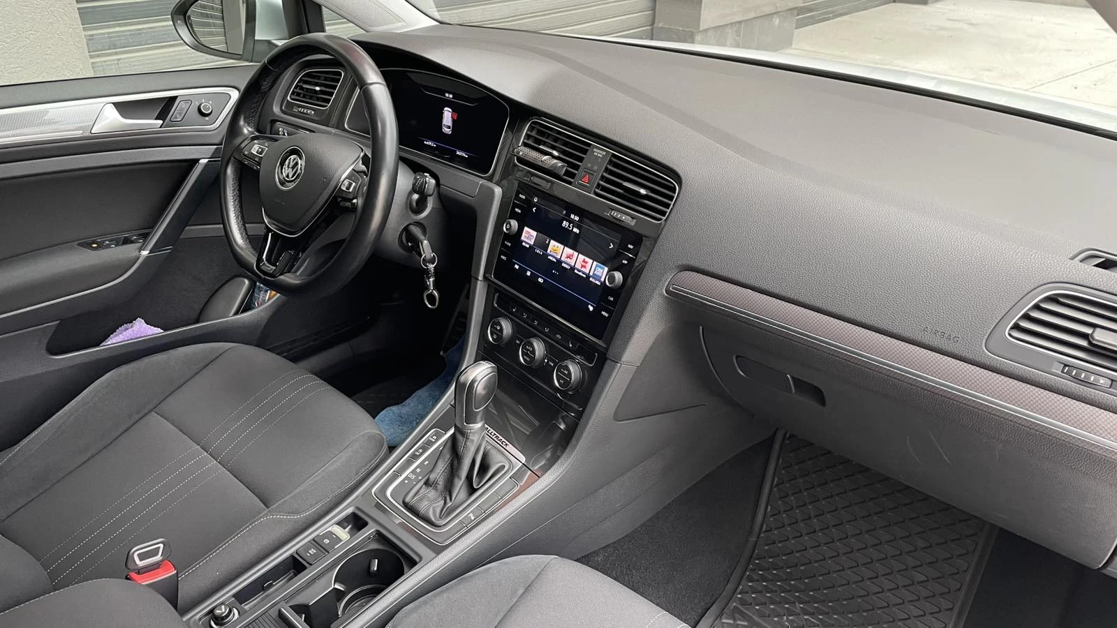 VW Alltrack Golf 7.5, 2.0 TDI, 4Motion, снимка 11 - Автомобили и джипове - 54917305