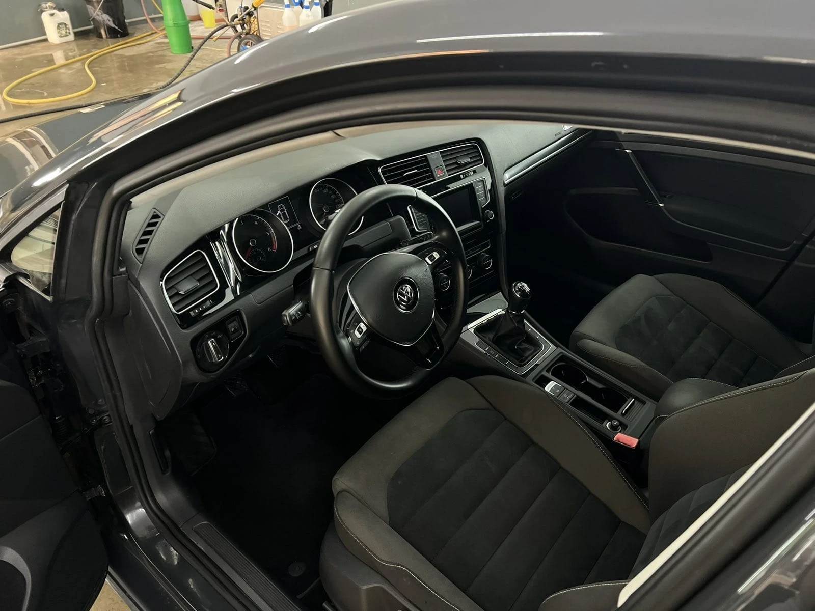 VW Golf 2.0TDI* 7.5Highline* Navi* PureGrey | Mobile.bg � ����������� 12