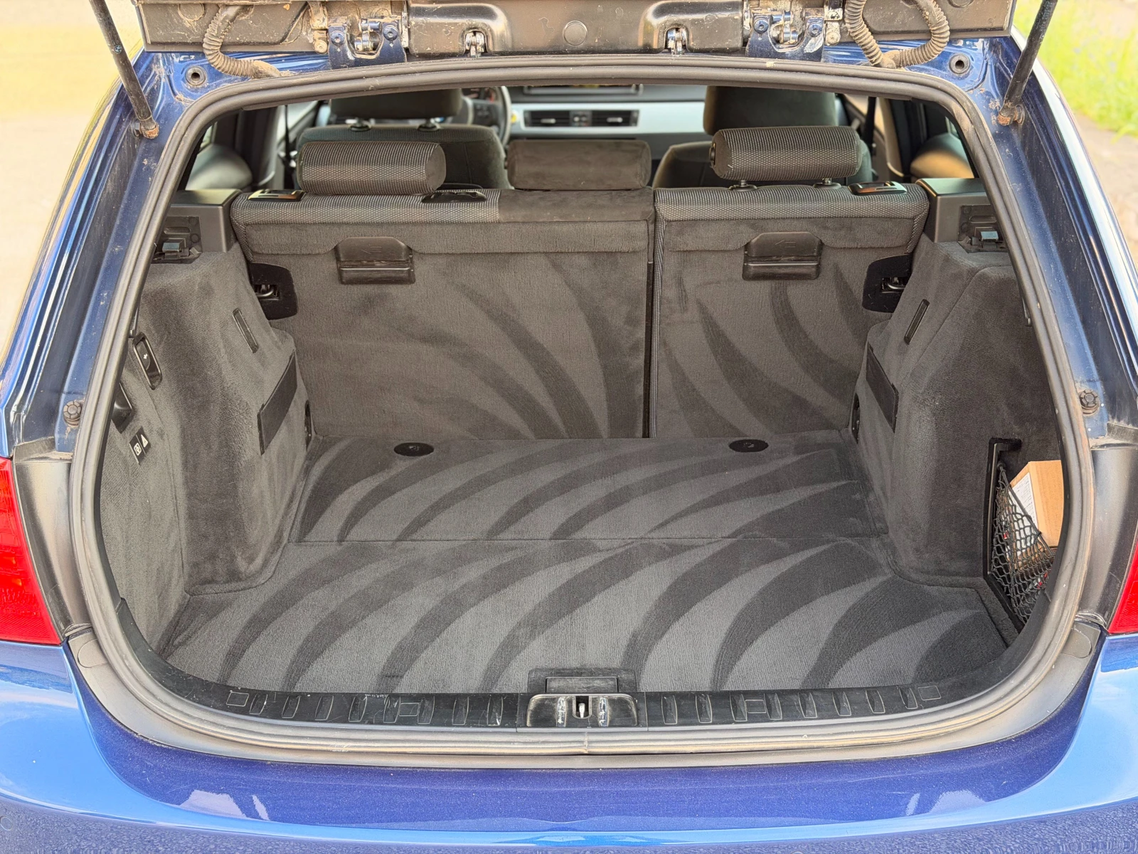 BMW 330 325d | M-Packet | TUNING | TOP, снимка 15 - Автомобили и джипове - 54991999
