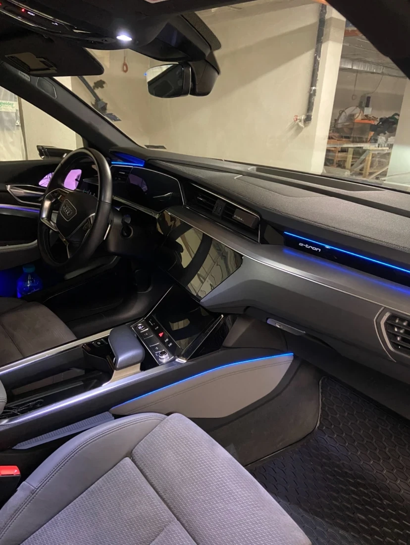 Audi E-Tron Sportback / история в Порше България - 68500км, снимка 10 - Автомобили и джипове - 55055563
