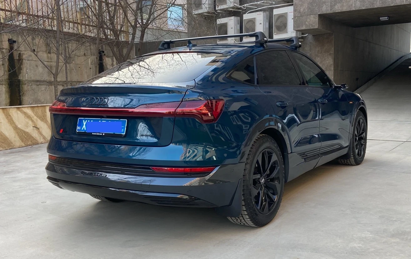 Audi E-Tron Sportback / история в Порше България - 68500км, снимка 8 - Автомобили и джипове - 55055563
