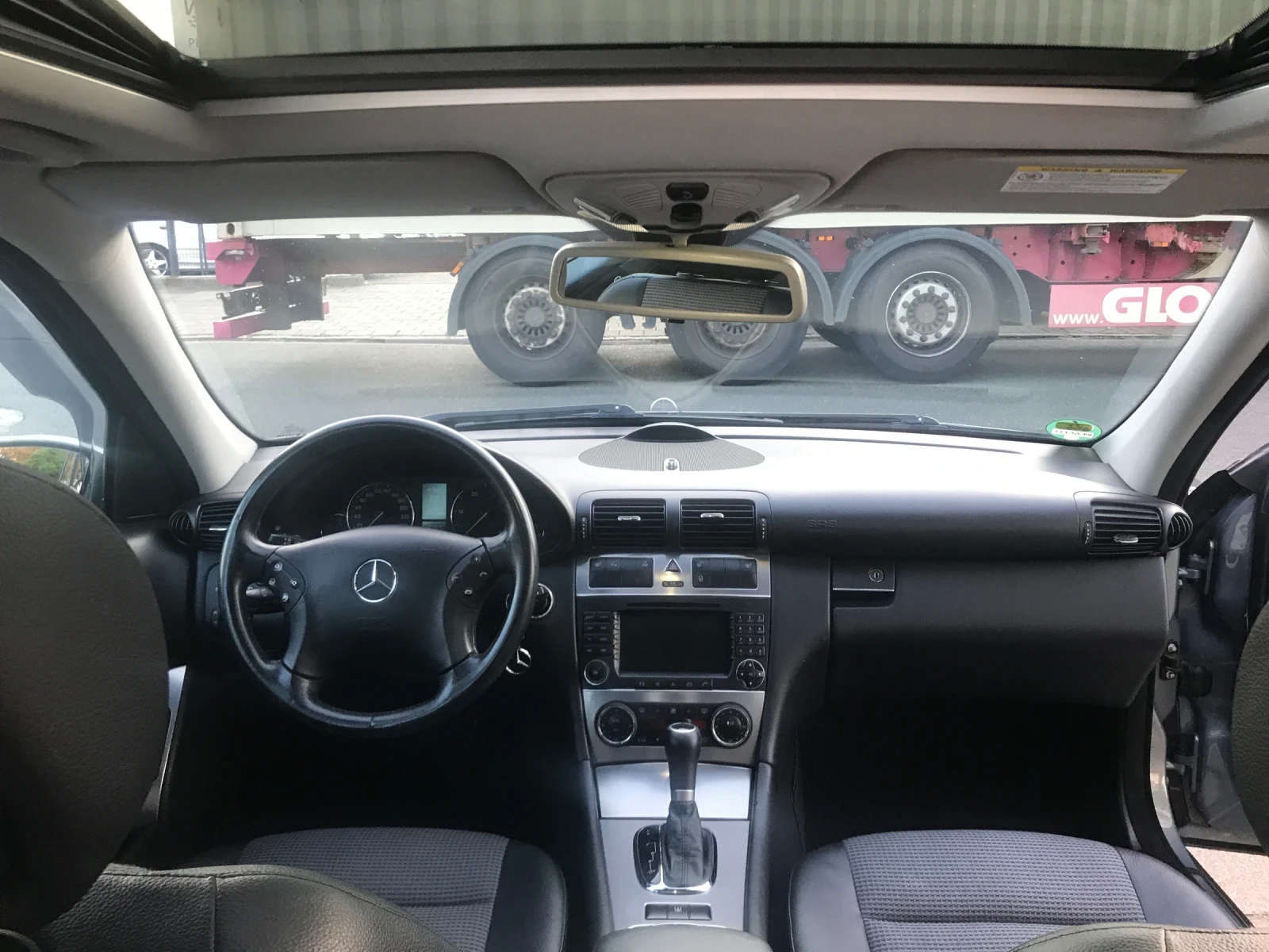 Mercedes-Benz C 220, снимка 10 - Автомобили и джипове - 55459020