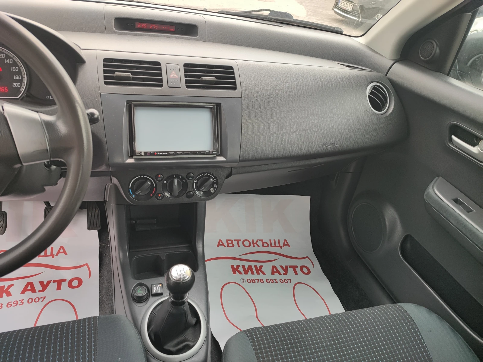 Suzuki Swift 1.3-92ks-GAZ, снимка 12 - Автомобили и джипове - 55595961