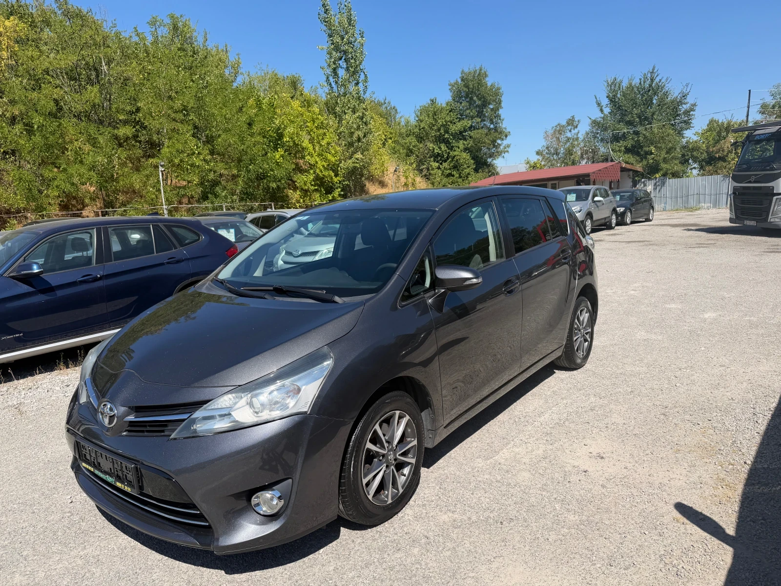 Toyota Verso 7 МЕСТА, НАВИ , КАМЕРА, снимка 2 - Автомобили и джипове - 55989210