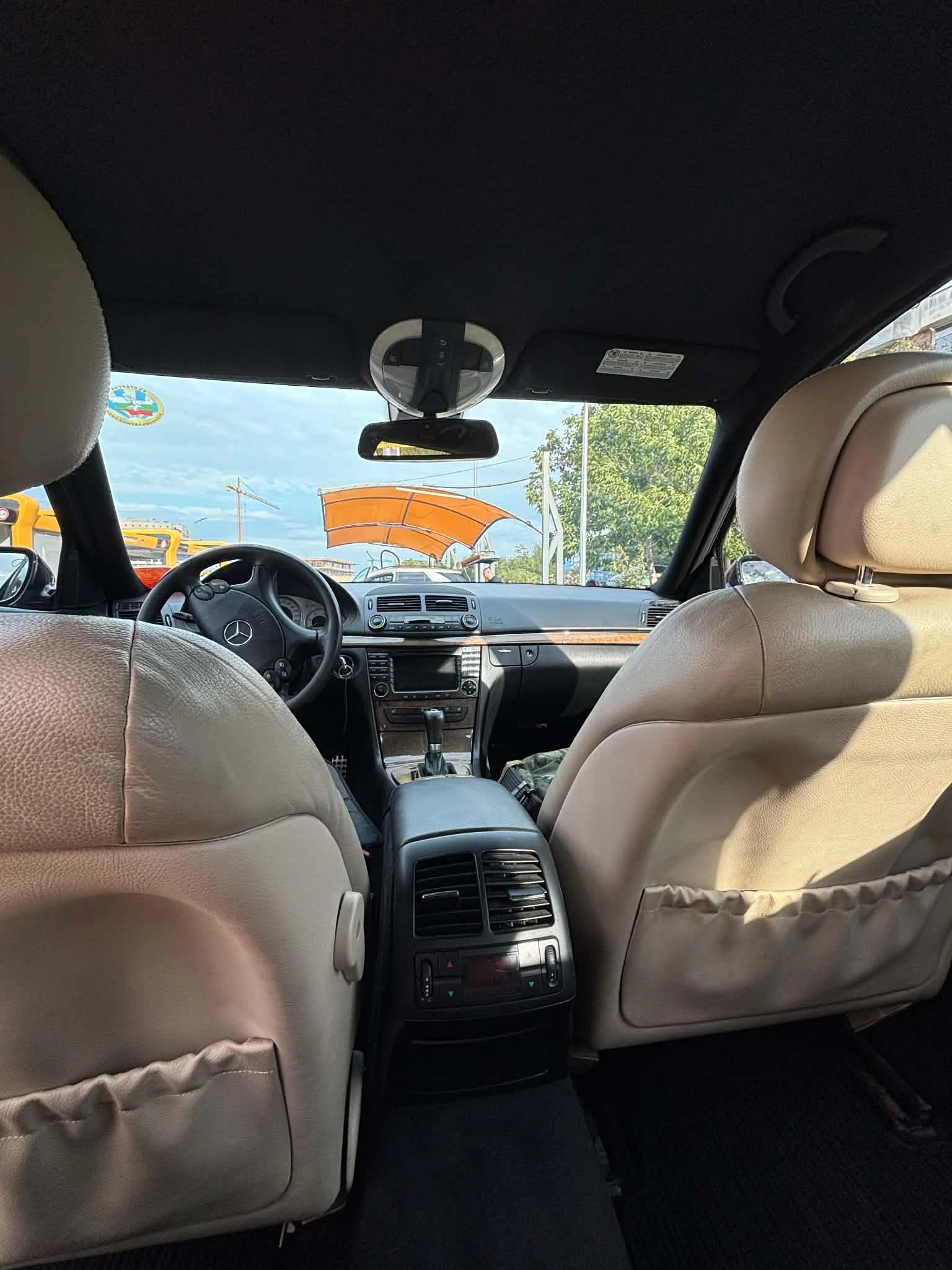 Mercedes-Benz E 320, снимка 7 - Автомобили и джипове - 56087587