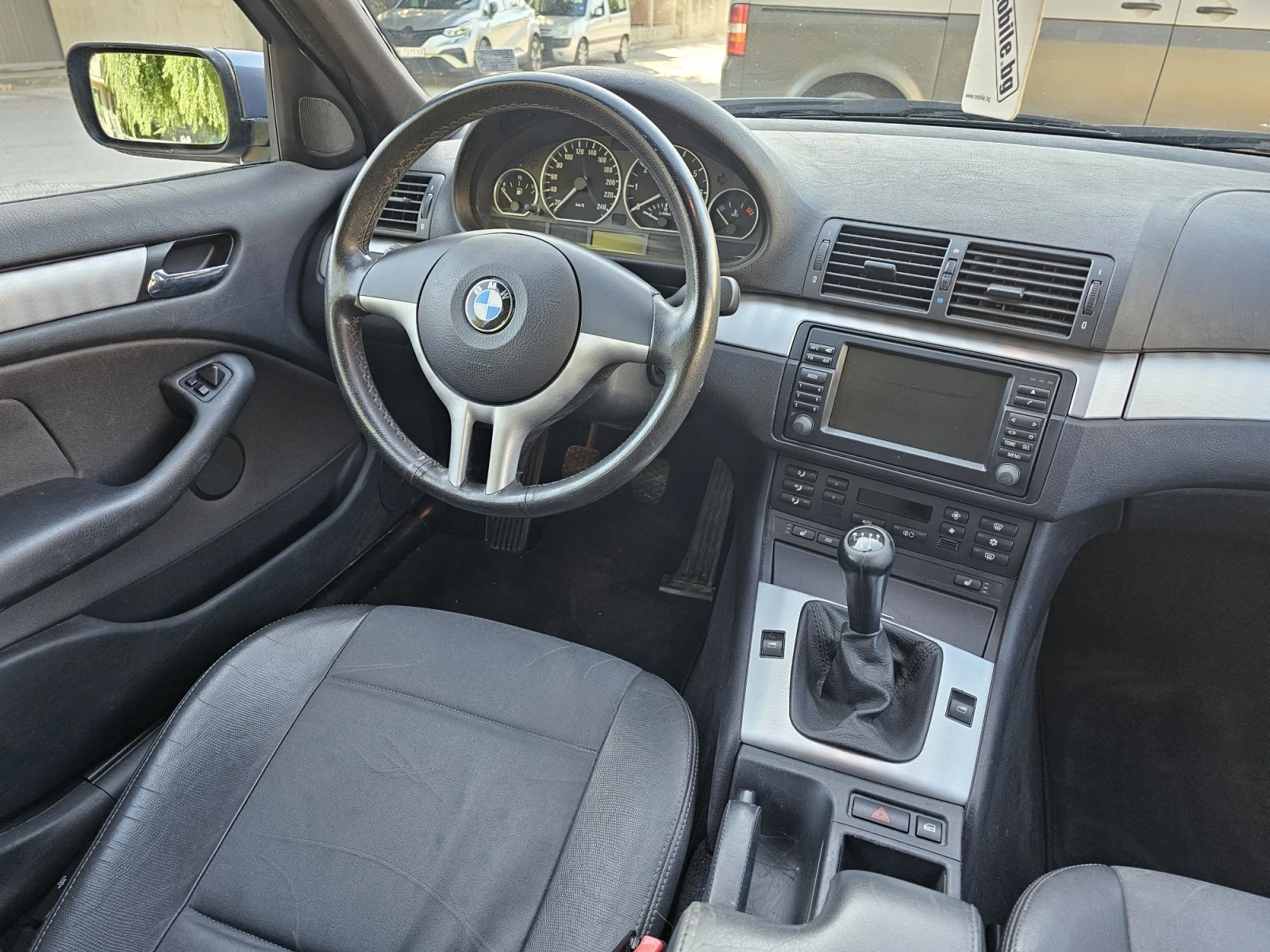 BMW 318 i Edition Exclusive XENON NAVI кожа, снимка 7 - Автомобили и джипове - 56203512