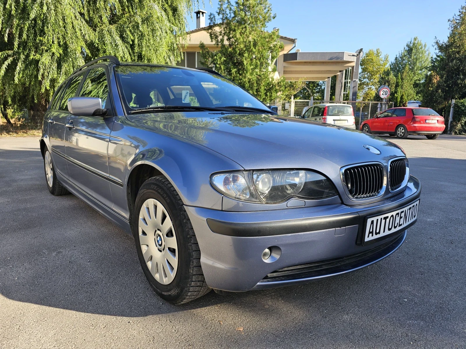 BMW 318 i Edition Exclusive XENON NAVI кожа, снимка 4 - Автомобили и джипове - 56203512