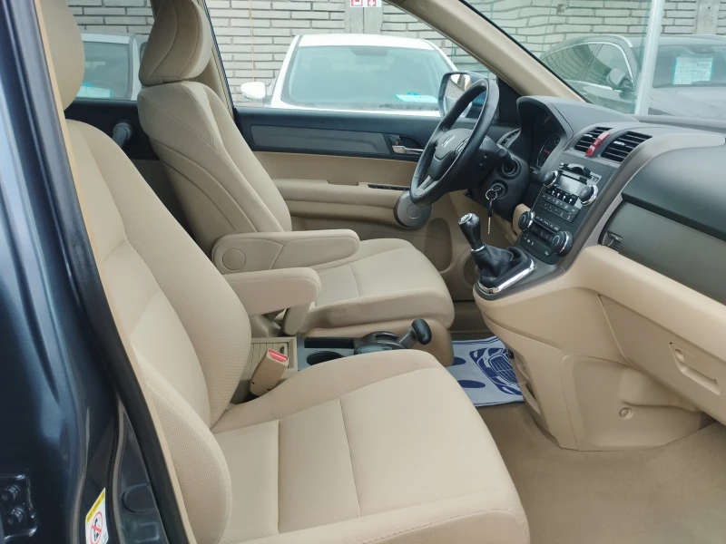 Honda Cr-v 2.0 benzin , снимка 17 - Автомобили и джипове - 47929589