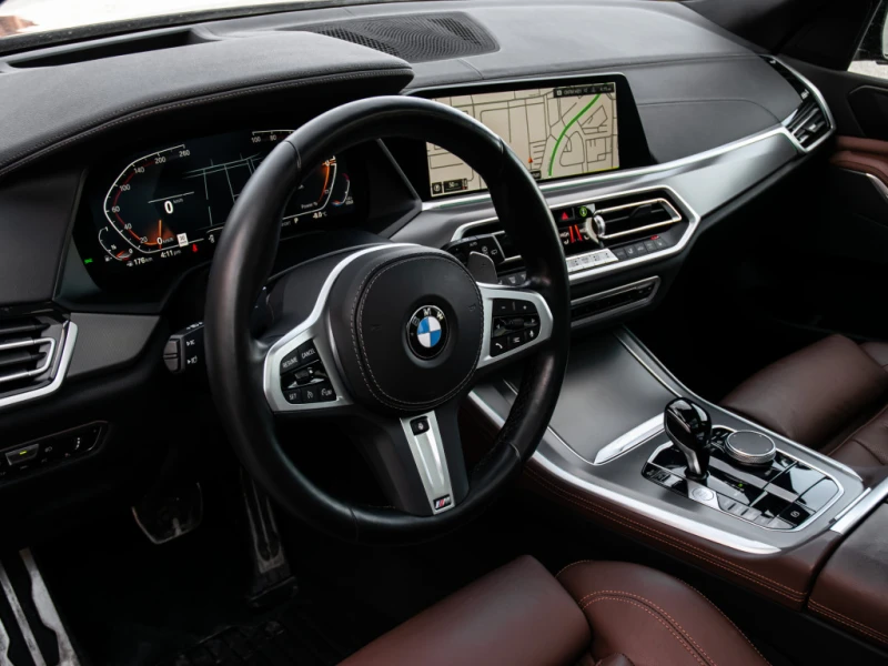 BMW X5 40i xDrive / M-Sport / HUD / PANO / 360, снимка 8 - Автомобили и джипове - 52749524