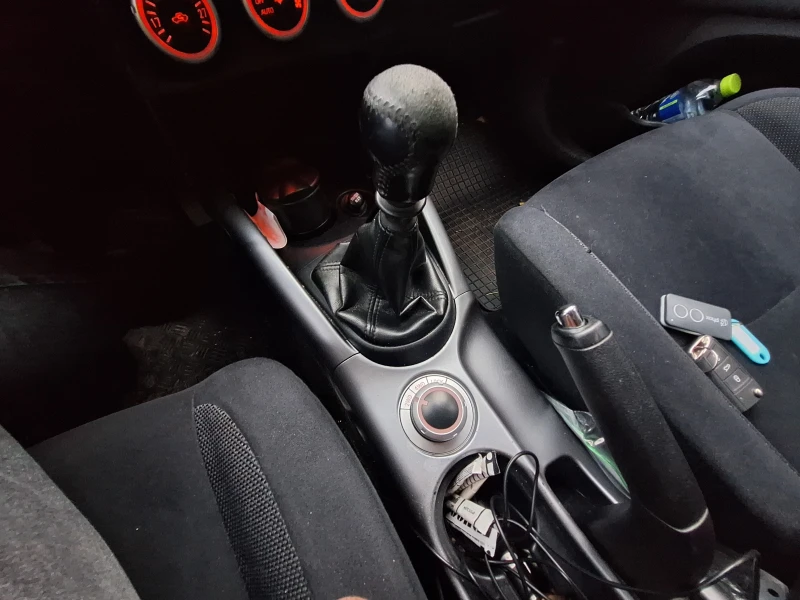 Mitsubishi Outlander, снимка 10 - Автомобили и джипове - 52614972